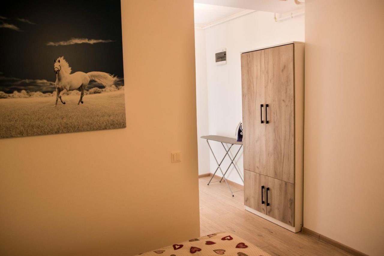 Studio Moghioros Rezidence 2 บูคาเรสต์ ภายนอก รูปภาพ